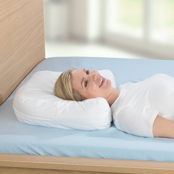 Oreiller pour dormeurs sur le côté avec housse en coton