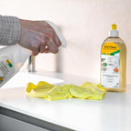 Küche reinigen mit dem Obenland Uni-Clean Allesreiniger